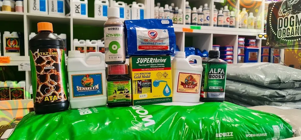 Stimolanti e additivi per la crescita vegetativa nel negozio Growshopstories